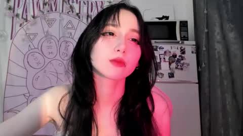 Ho Lee Sheet online show from February 5, 7:17 pm