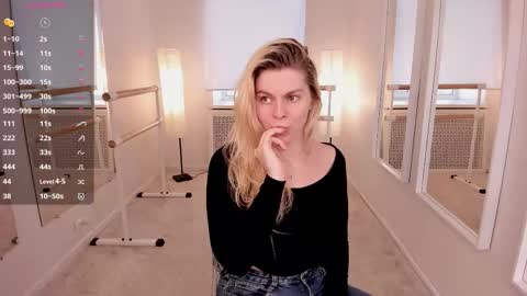 Snapshot of holy_alexa chatting on October 20, 6:38 am Alexa online show from October 20, 6:38 am