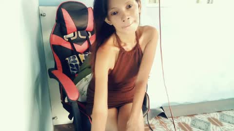 honey_mollyxx online show from June 22, 11:24 pm