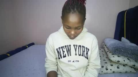 honey_nubia0 online show from December 21, 6:12 pm