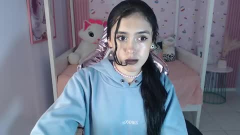 HONEY  online show from January 21, 12:50 pm
