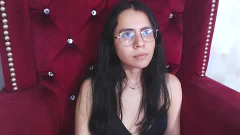 Emily online show from November 14, 7:58 pm