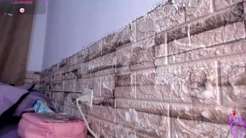 honeypussy3021 online show from March 16, 9:24 am