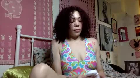 Ruby Sparks online show from March 18, 1:16 pm