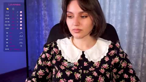 Snapshot of hoot_owl_cb chatting on September 11, 2:45 am Karina online show from September 11, 2:45 am