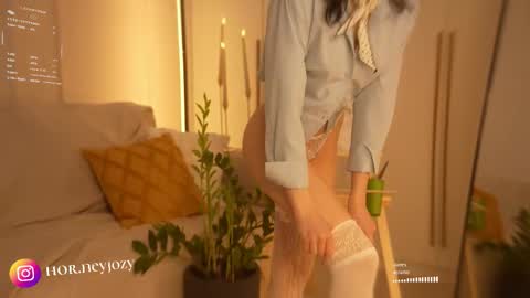 Snapshot of horneyjozy chatting on October 14, 9:06 pm Horney Jozy online show from October 14, 9:06 pm