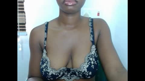 horny4bum online show from January 11, 3:39 pm