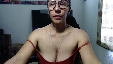 horny and daring online show from January 12, 7:30 pm