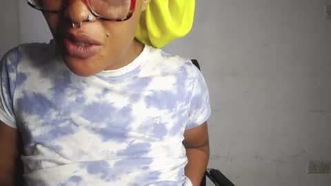 horny_ebonygirl_ online show from March 29, 2:38 pm