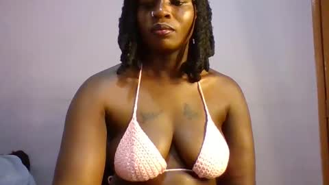 phanice online show from April 13, 4:19 pm