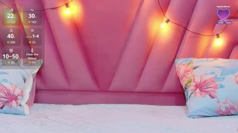 Khloe  online show from March 14, 12:17 pm