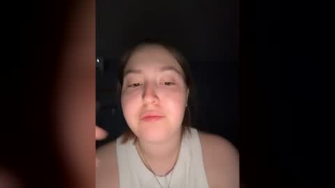Luvv online show from June 10, 6:06 pm
