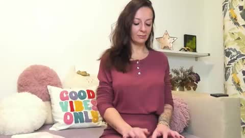 hot69milf online show from February 9, 6:15 am