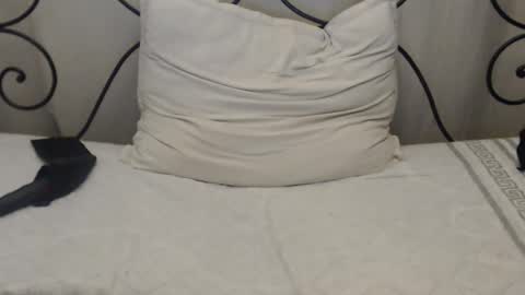 Dina online show from March 9, 8:18 am