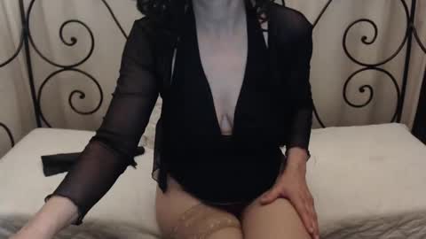 Dina online show from March 6, 10:26 pm