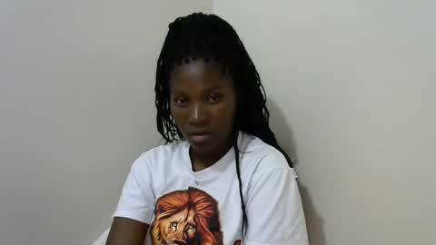 LONNAH online show from February 3, 4:31 pm