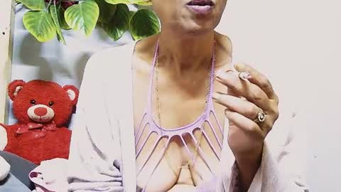 hot queen online show from July 14, 5:12 am