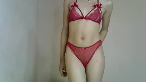 hotfabi01 online show from October 20, 5:21 am