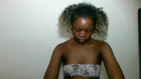 LOYCE online show from June 7, 11:00 pm