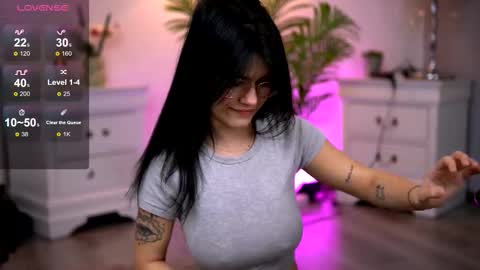 Molly online show from February 1, 4:11 am