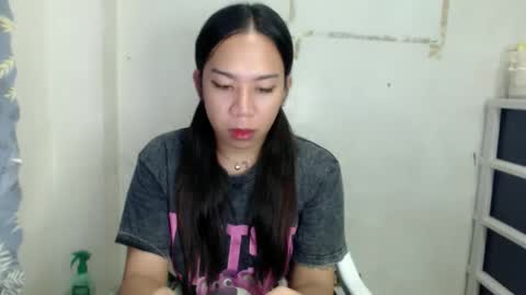 jelaigrande  online show from April 6, 5:19 am