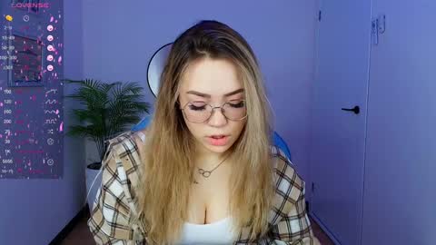 hello Im Eva online show from February 5, 1:47 am