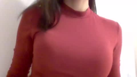 Snapshot of hotwinterxx chatting on December 23, 5:22 pm Hotwixx online show from December 23, 5:22 pm