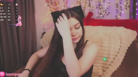 Mia online show from June 7, 5:42 pm