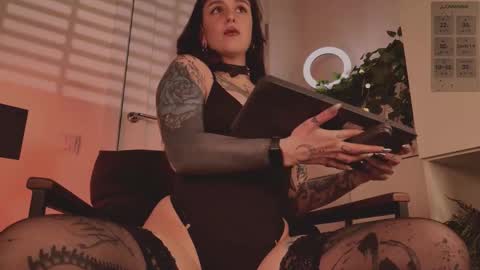 Mika online show from January 9, 4:33 pm