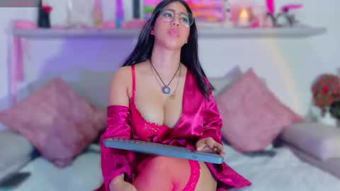 Hushaura online show from December 15, 12:16 am