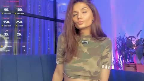 i___love__you online show from November 12, 10:19 pm