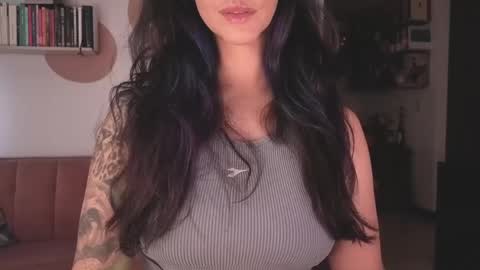 Lana Banana online show from May 5, 10:46 pm