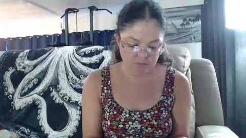 ShortStuff online show from April 15, 7:58 pm