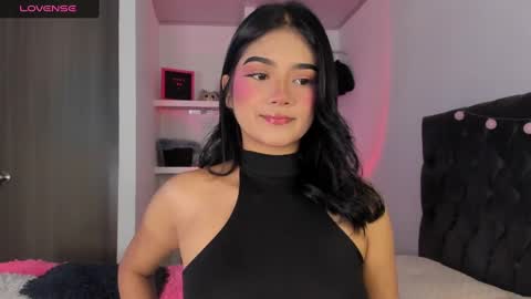 Snapshot of iamjulietaa chatting on January 19, 11:43 pm online show from January 19, 11:43 pm
