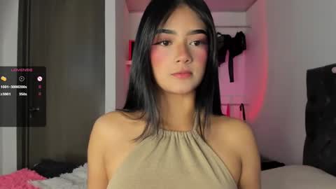 Snapshot of iamjulietaa chatting on January 29, 2:19 am online show from January 29, 2:19 am