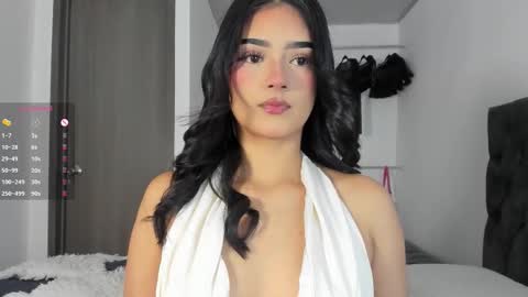 Snapshot of iamjulietaa chatting on October 8, 7:51 pm online show from October 8, 7:51 pm