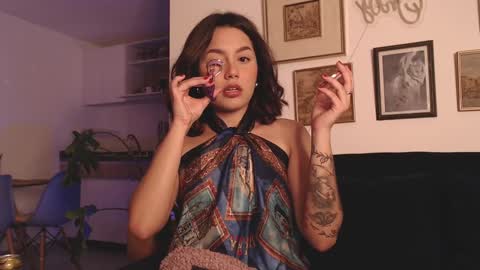 Julieta online show from January 2, 11:49 pm