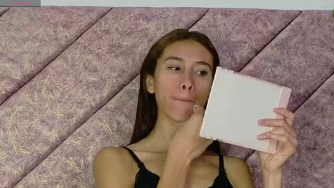 I AM KARLA 3 online show from May 31, 9:04 am