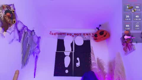 IM LOLA  online show from October 24, 6:26 pm