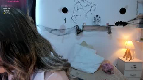 ice_y_abigail online show from October 30, 12:39 pm