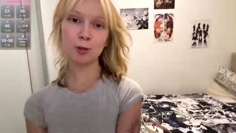 Sarah online show from June 22, 7:22 pm