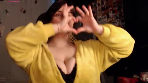 Saya online show from February 7, 6:06 am