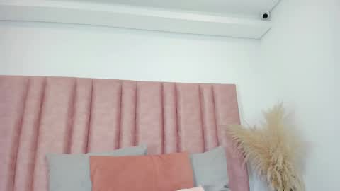 Aleja  online show from September 17, 11:36 pm