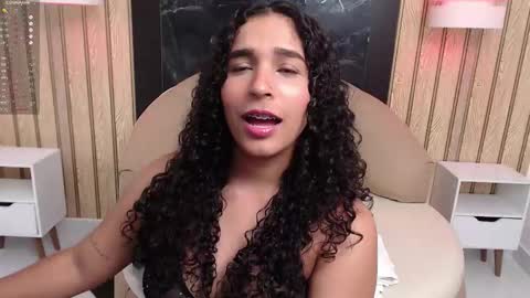 Belinda Mesa  online show from February 16, 11:59 pm