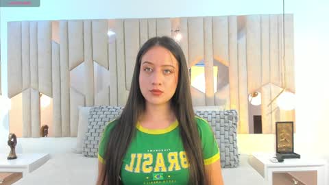 Caro   online show from December 11, 5:00 am