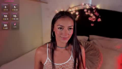 Isa online show from March 24, 10:15 pm