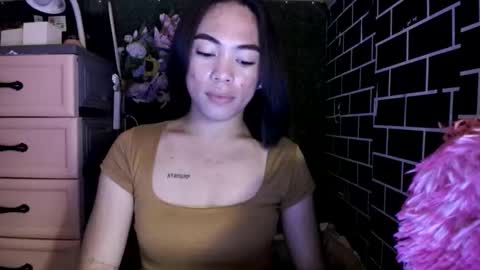 Hii love online show from November 20, 7:26 pm