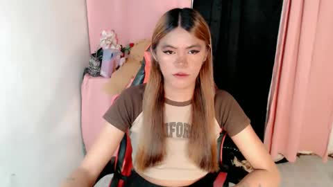 im_yourfairyannaxx online show from March 15, 11:45 am