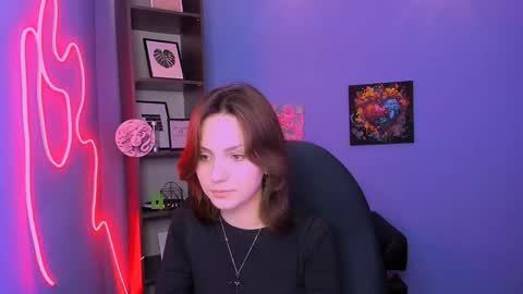 imhaileyy online show from May 13, 3:29 pm