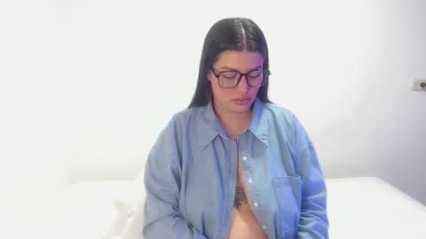 imsweetlips online show from October 27, 4:46 pm